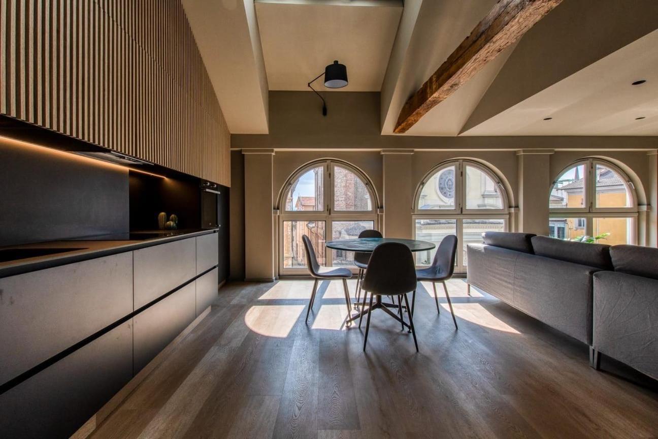 Alimi Apartment Cuneo Bagian luar foto