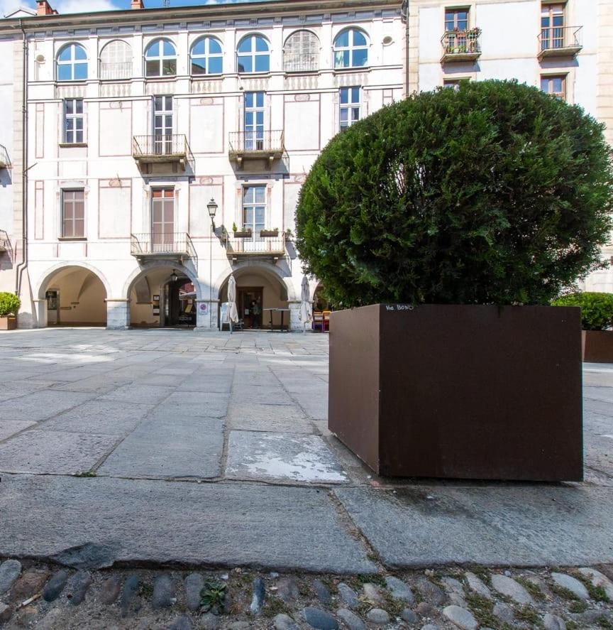 Alimi Apartment Cuneo Bagian luar foto